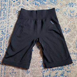 gymshark biker shorts